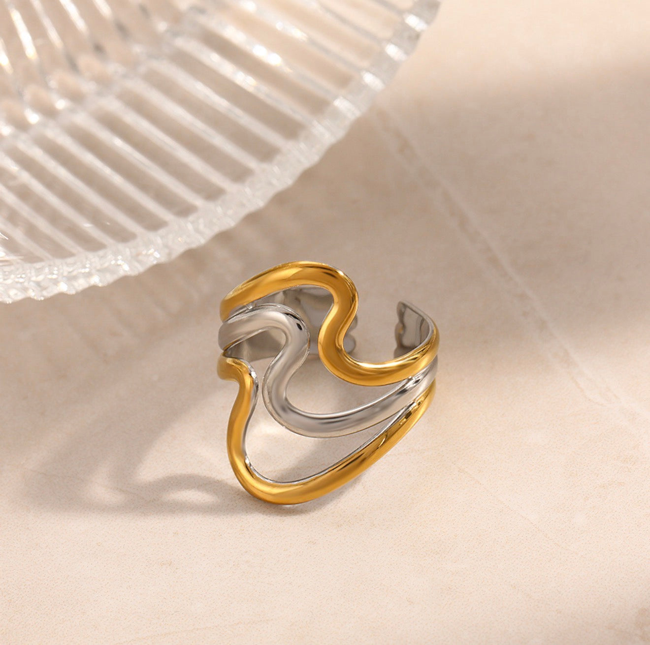 Waves ring