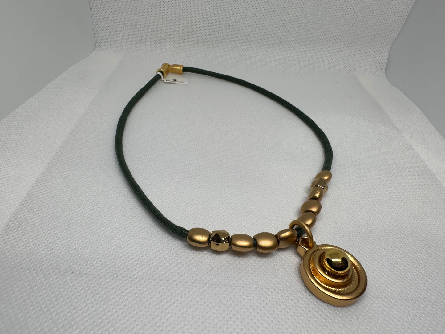 Green and gold necklace