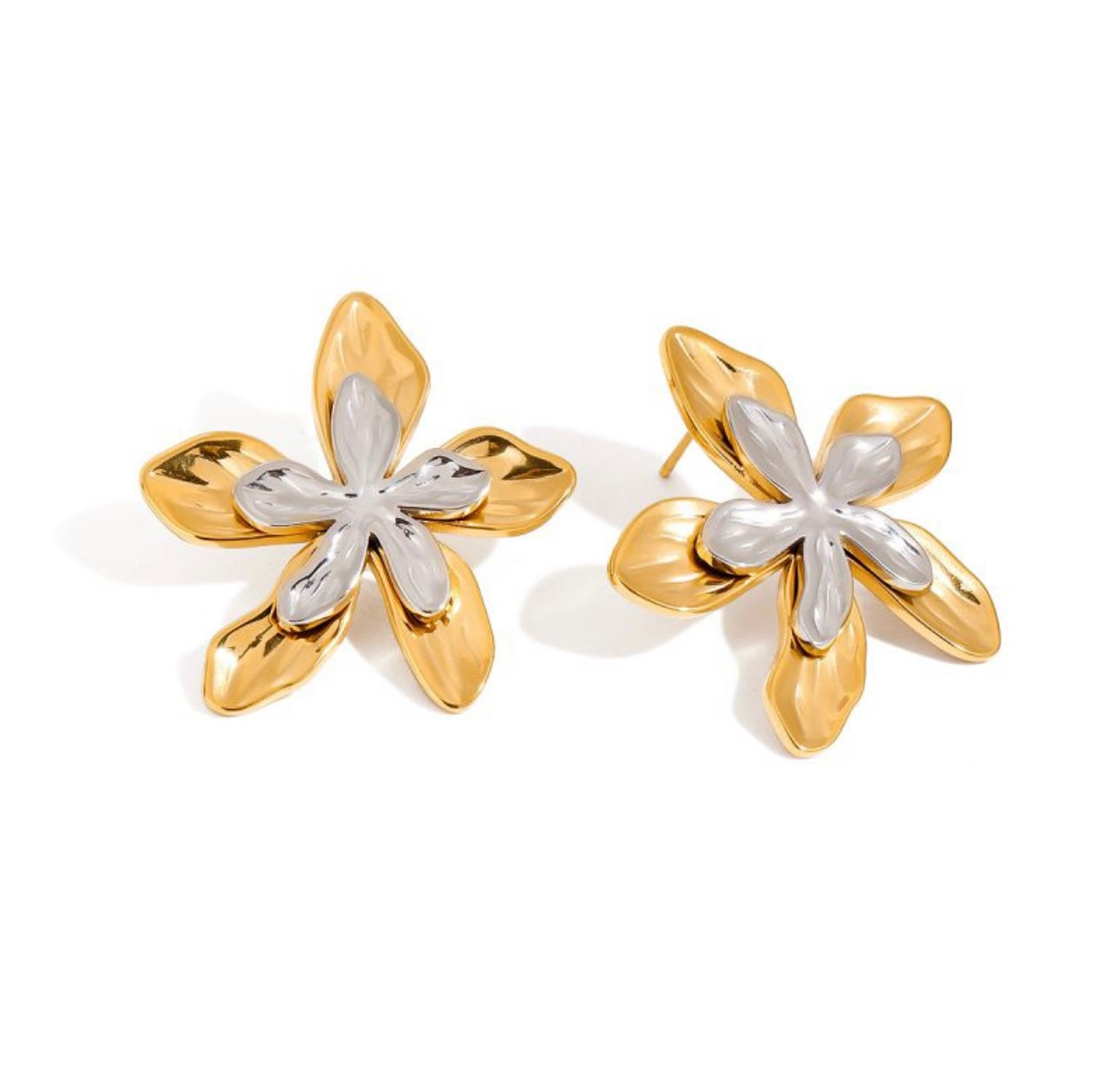 Gold and silver flower earrings lo