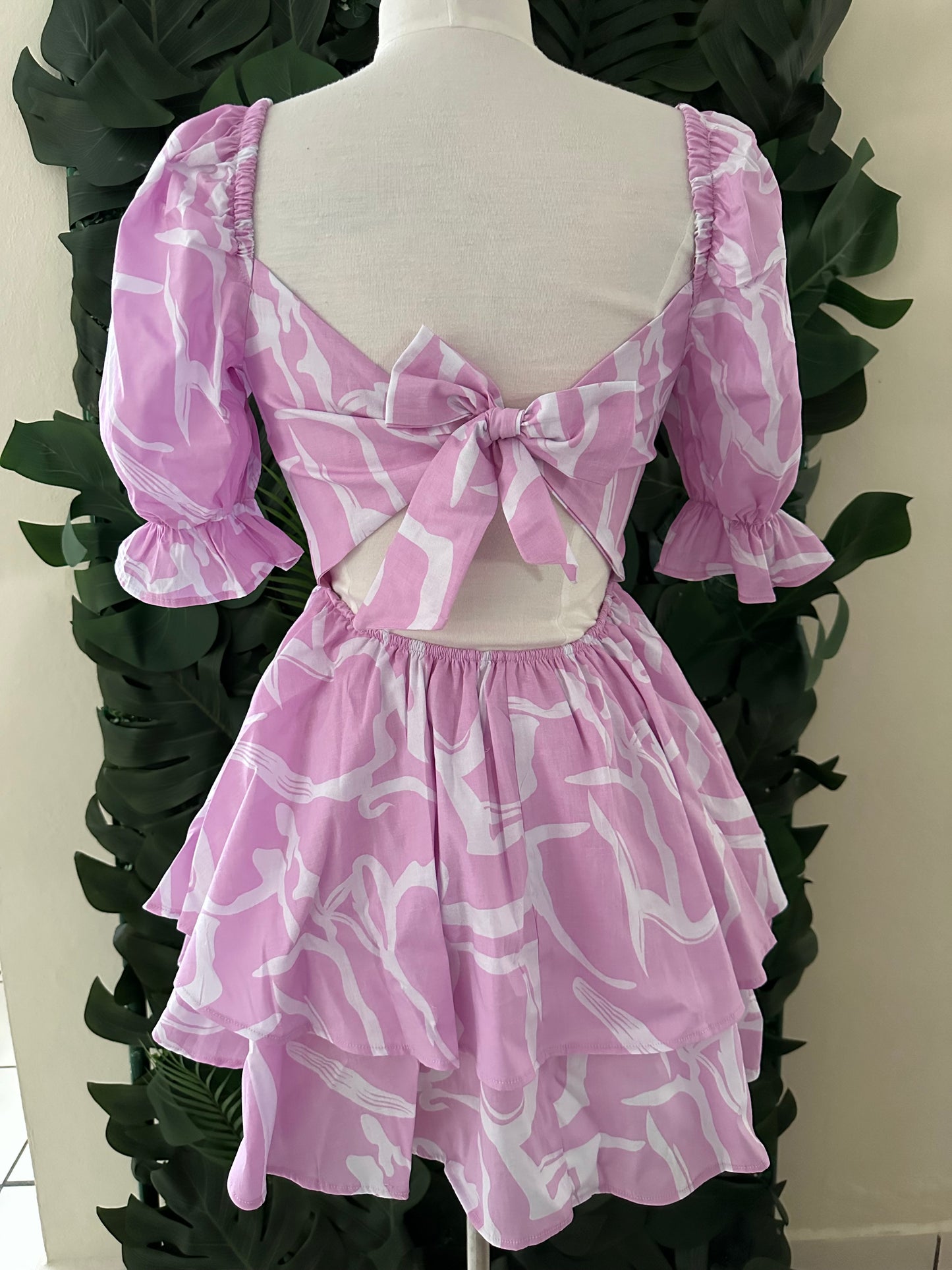 Pink puffs sleeves dress