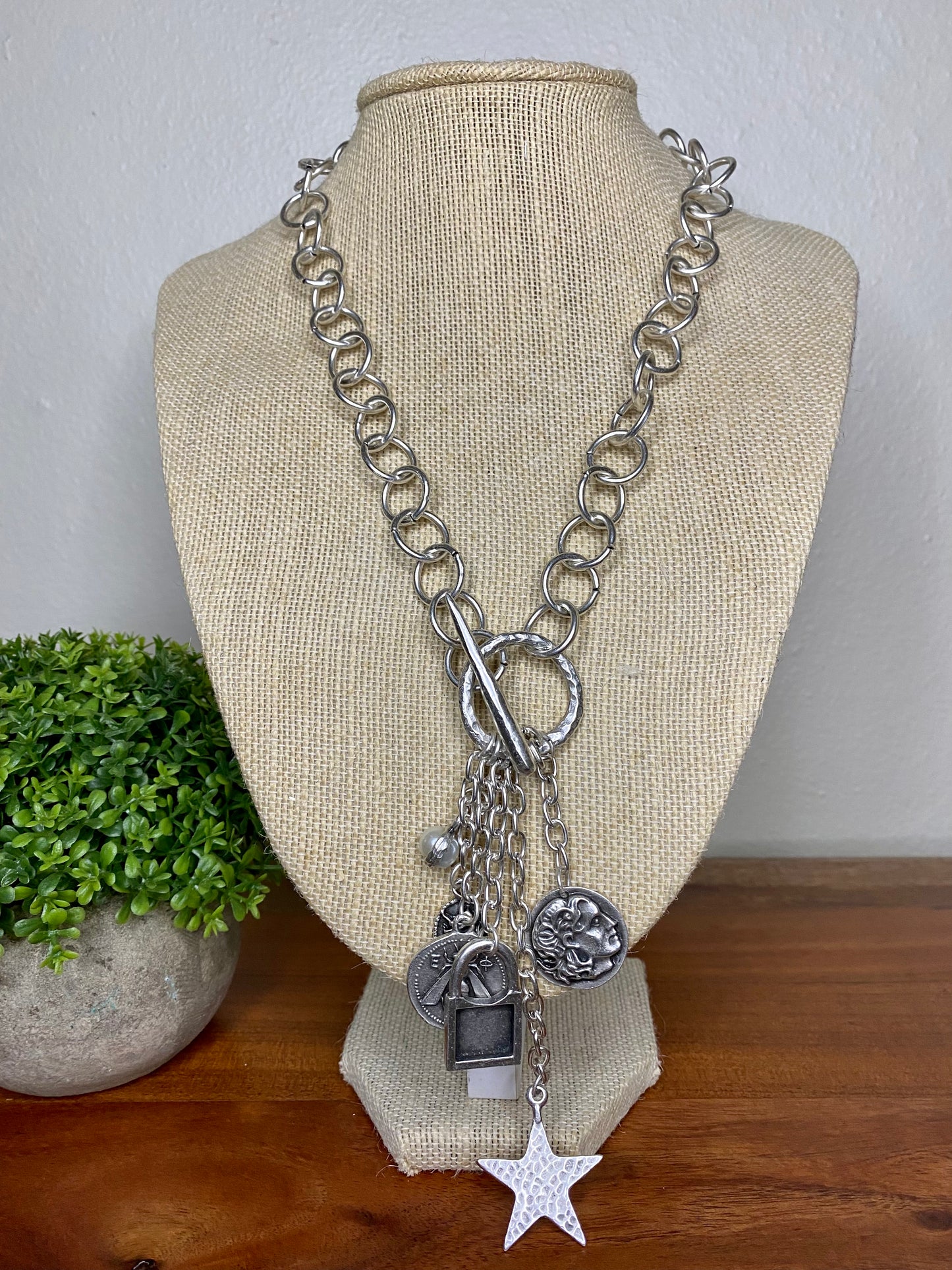 Silver chain necklace