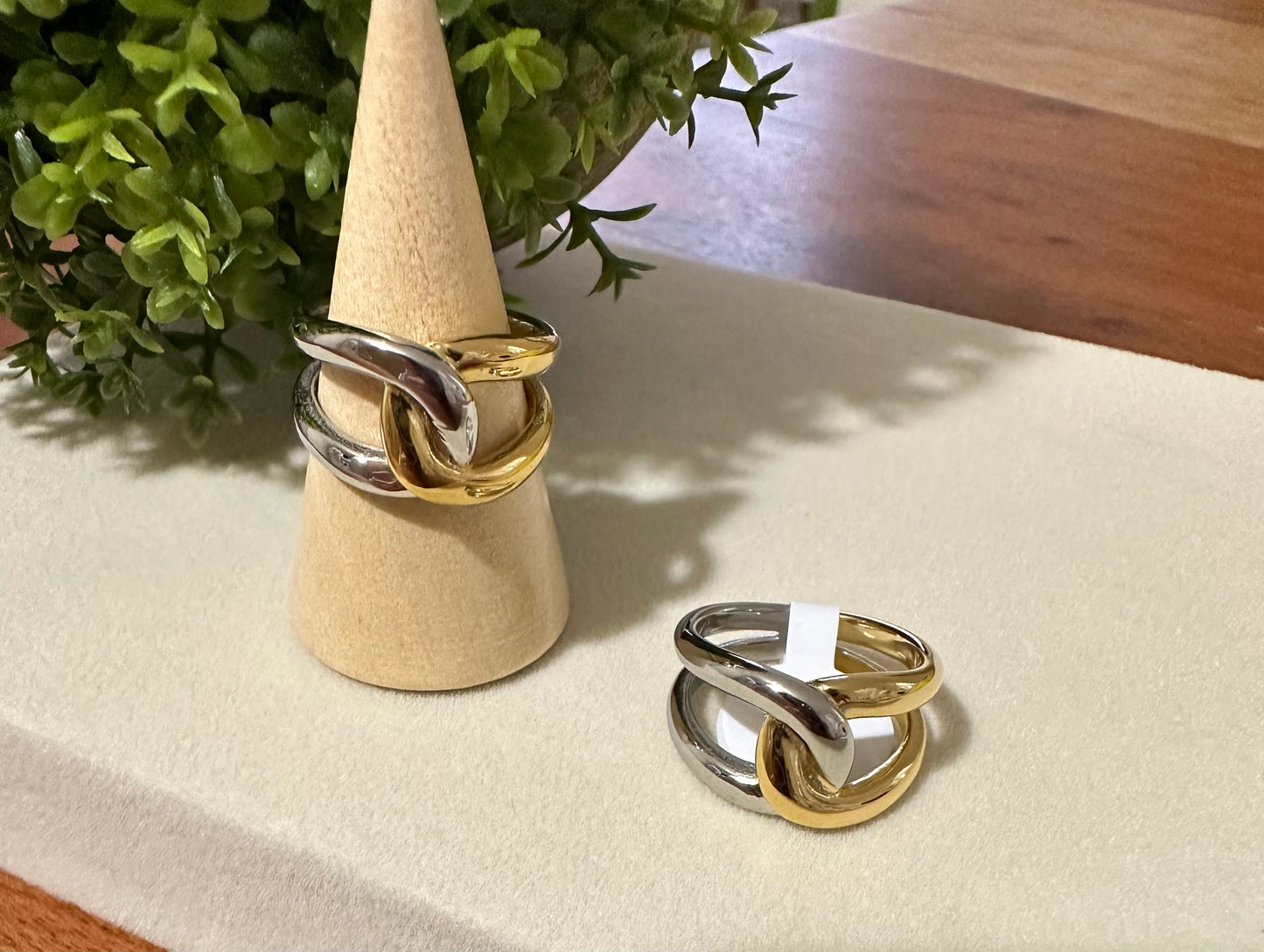 Camila ring