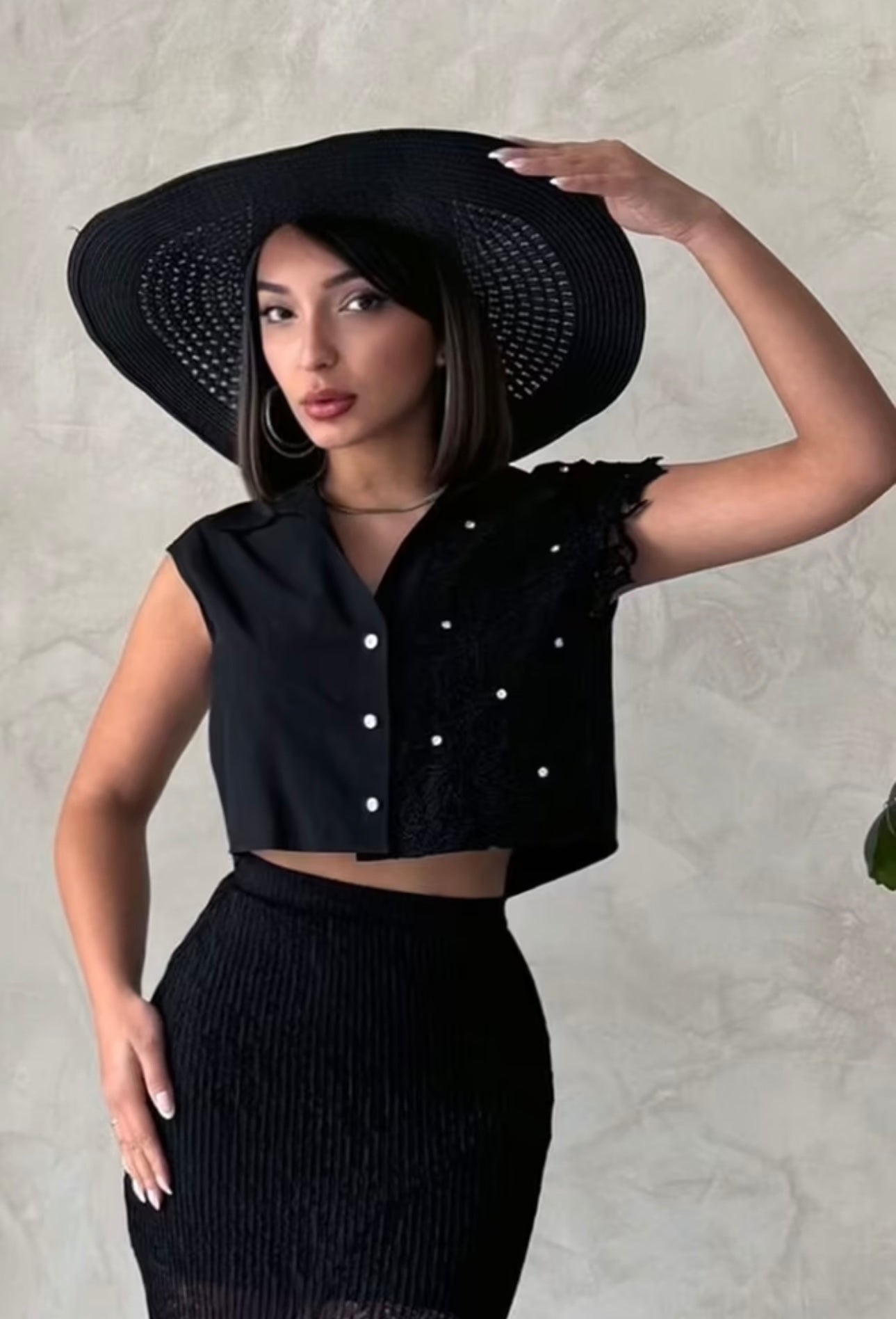 Black crop top