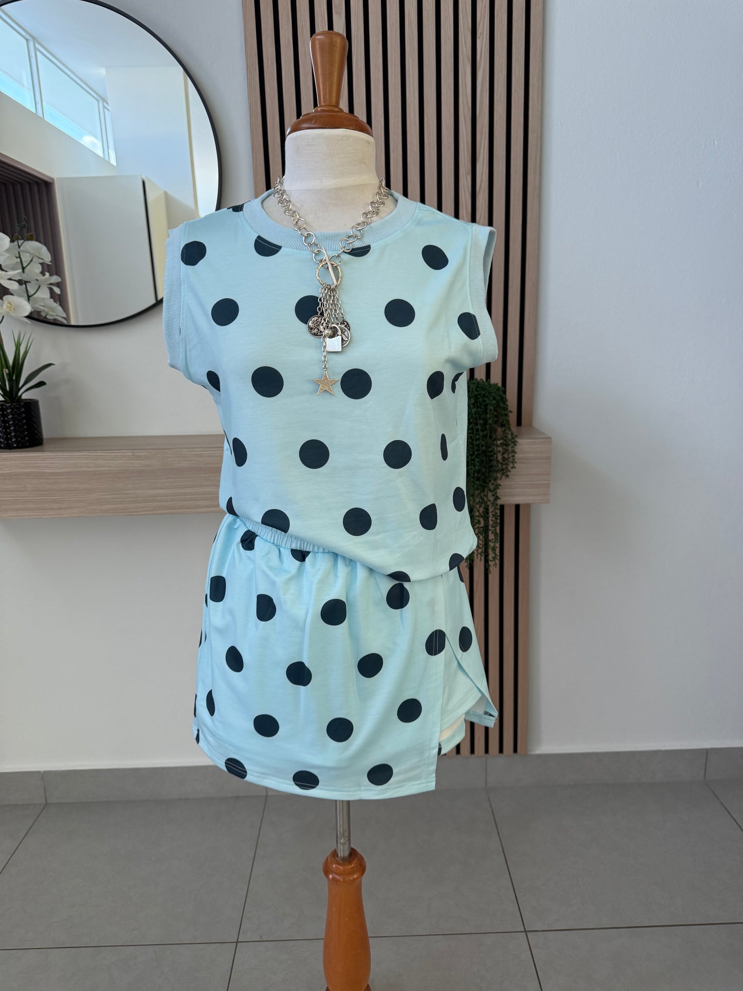 Polka dots blue set