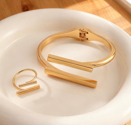 Bangle and ring set