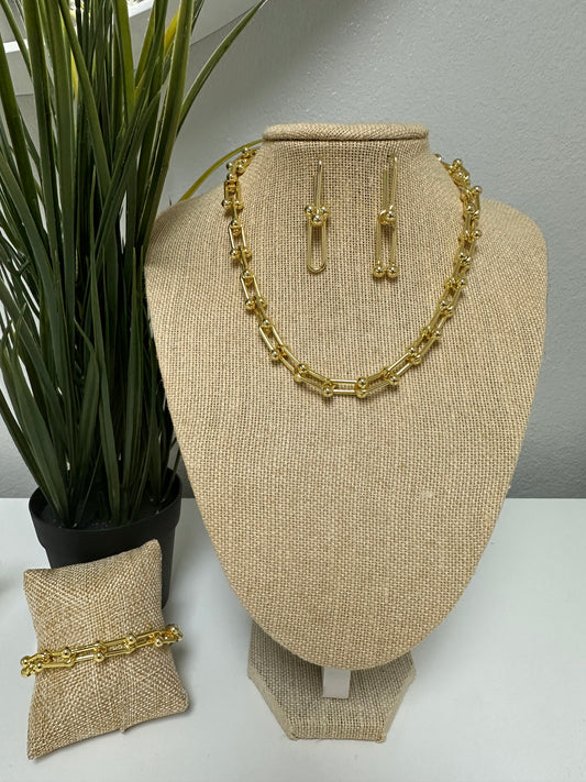 Links necklace set