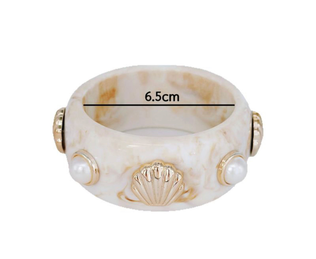 Shell and pearls bracelet