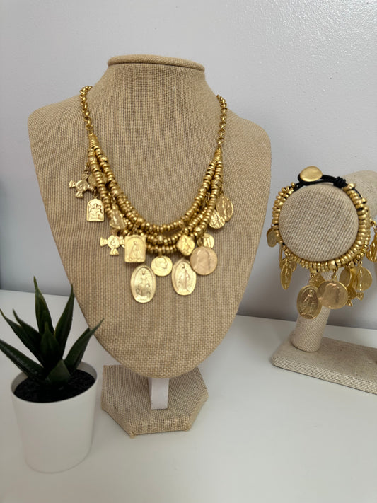 Gold charms necklace set