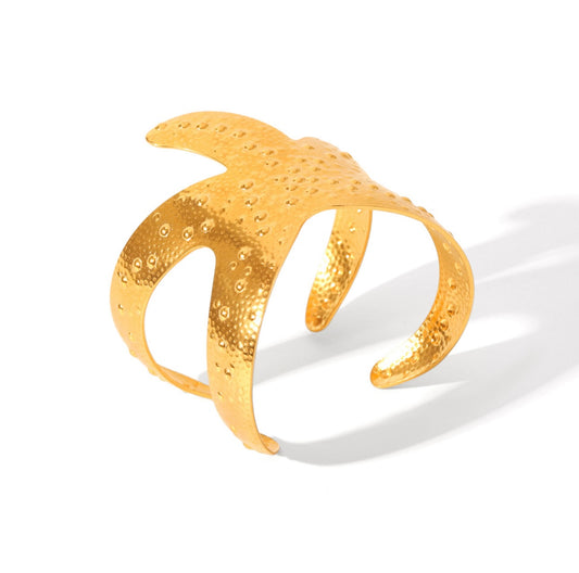 Starfish cuff
