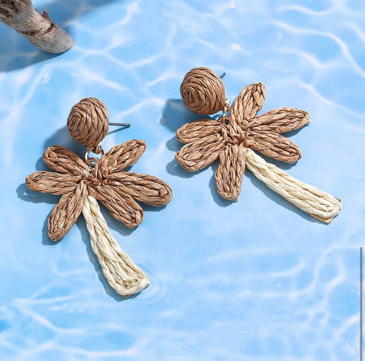 Palm earrings