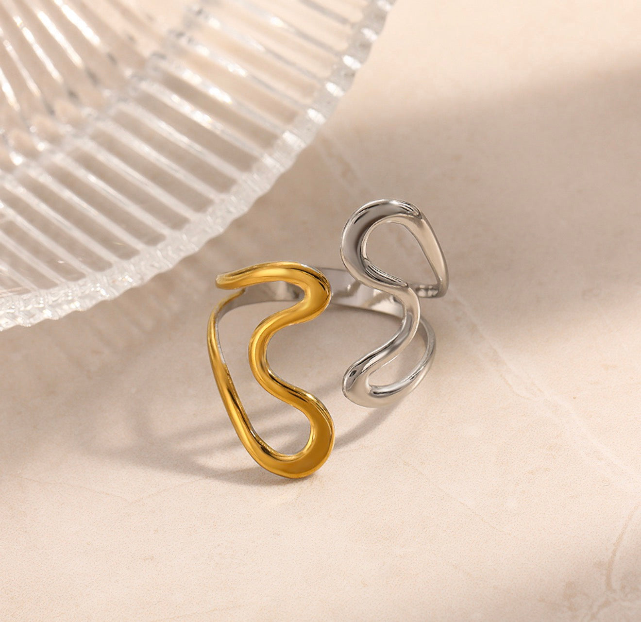 Infinity ring