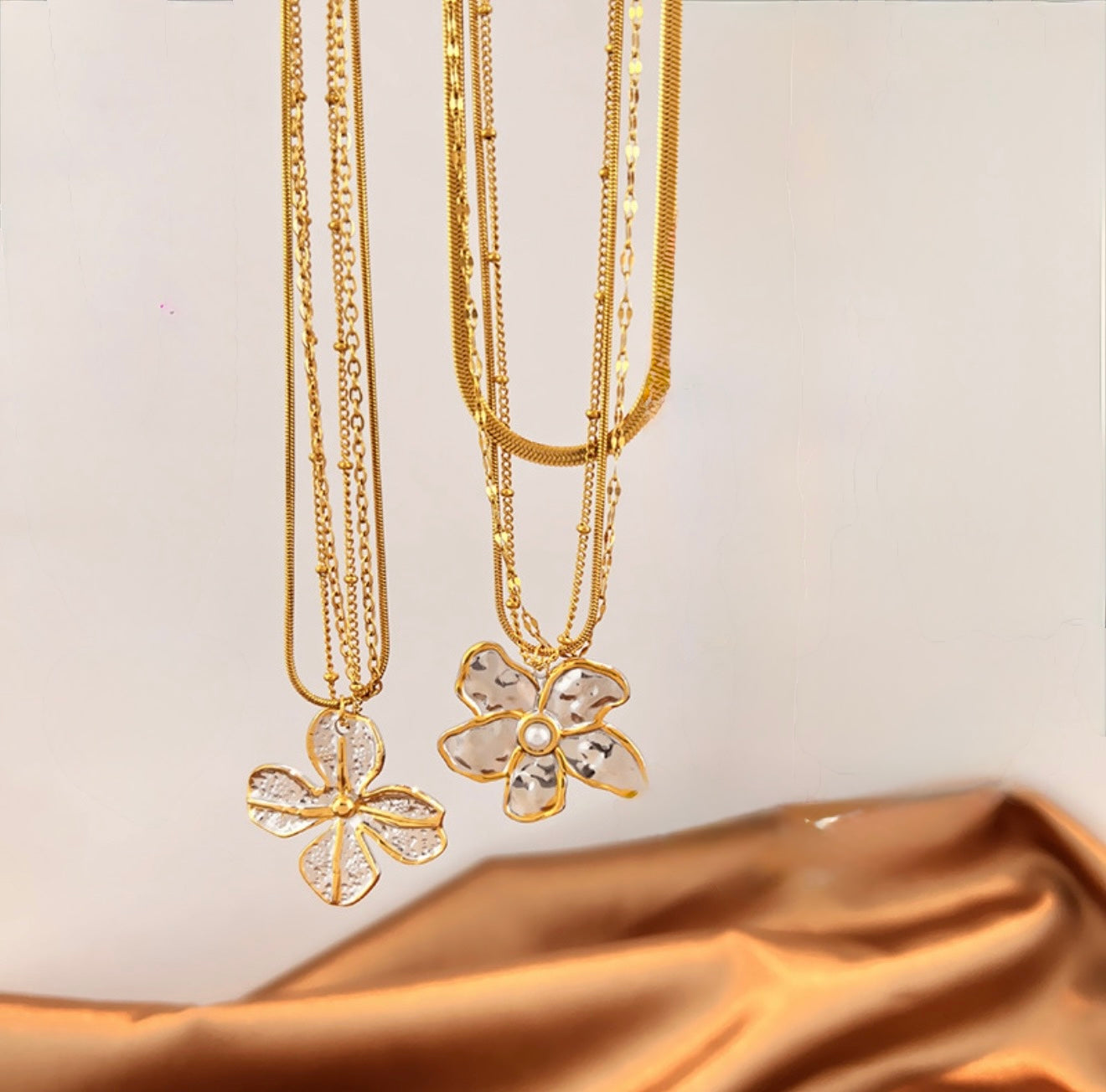 Multilayer flower necklace