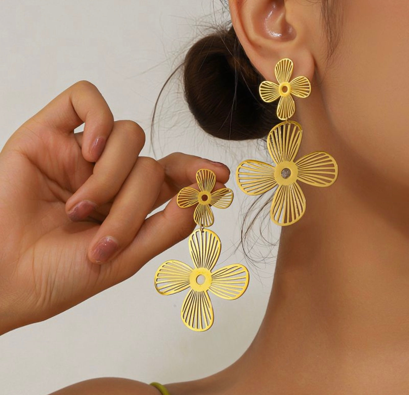 Petal earrings