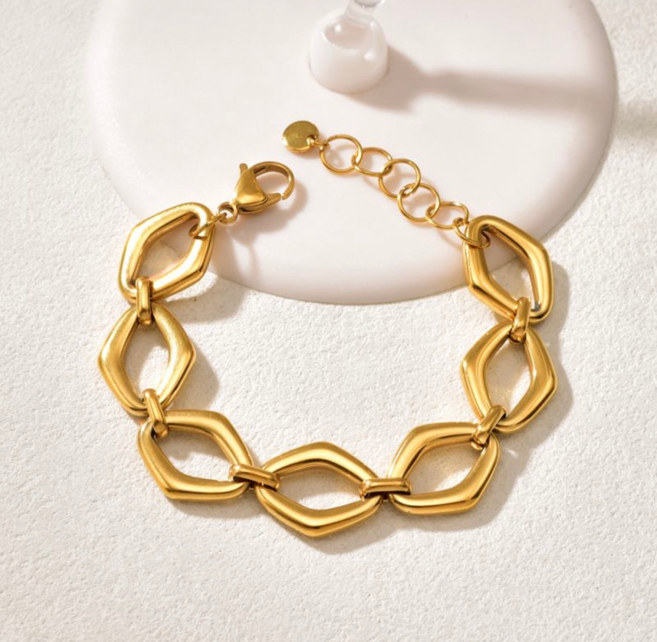 Hollow Geometric Diamond Bracelet