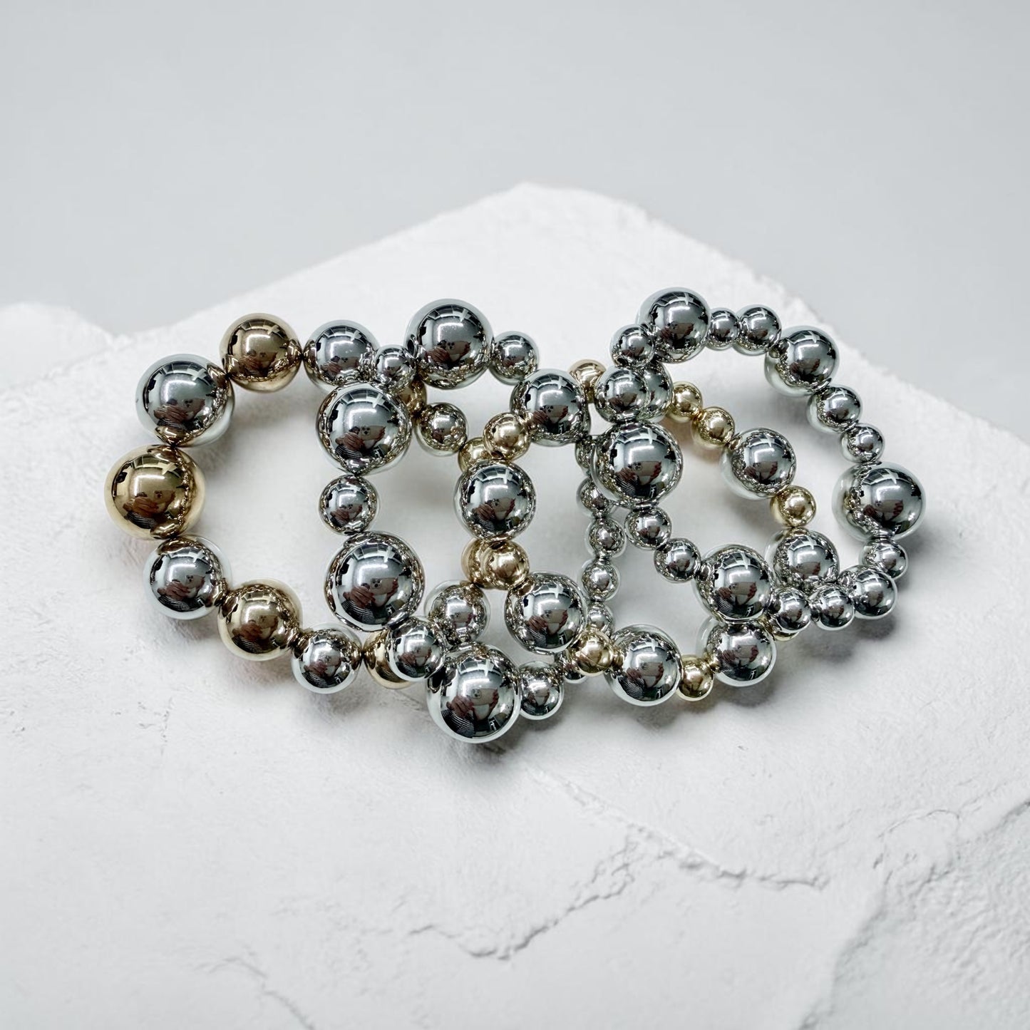 Two tone beads bracelet