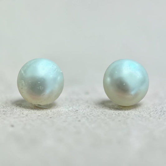 Natural pearls earrings
