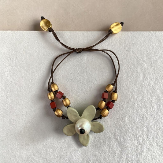 Flower bracelet