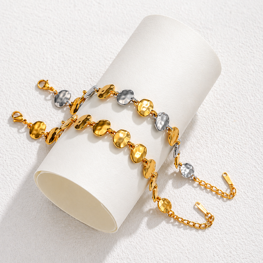 Oval bracelet